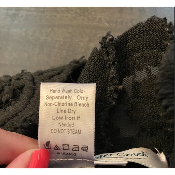 Coldwater Creek High Neck Lace Long Sleeve Scalloped Top - Sz M - Picture 14 of 14